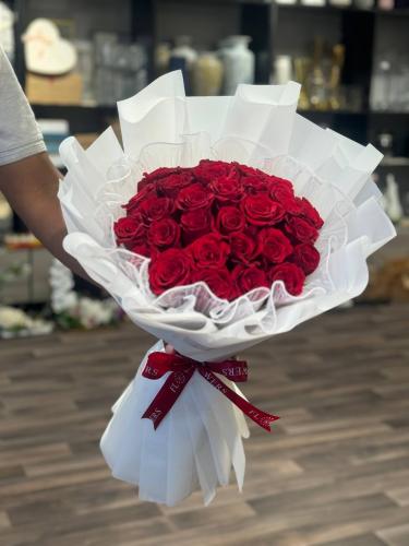 باقة جوري احمر HF05