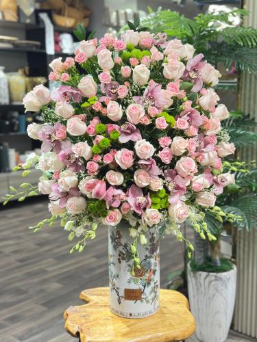 فازة فاخرة كبيرة وردي