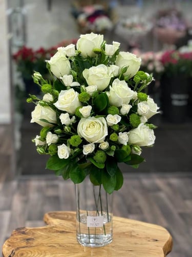 فازة ورد طبيعي