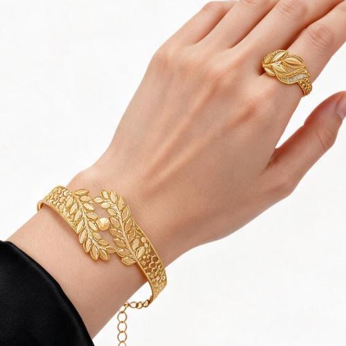 اسوارة و خاتم ذهب غصن الزيتون - عيار 21