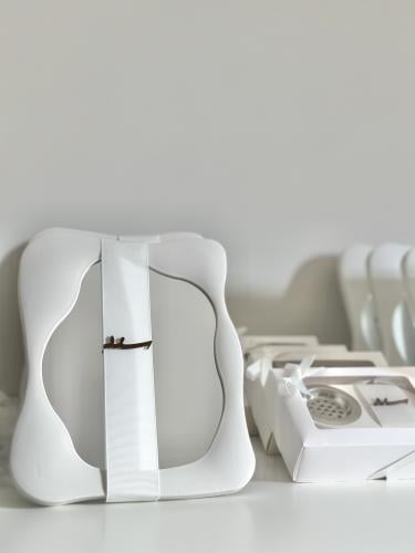 مرايا أنيقة