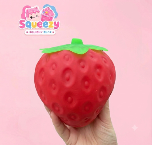 سكويشي الفراولة العملاقة 🍓