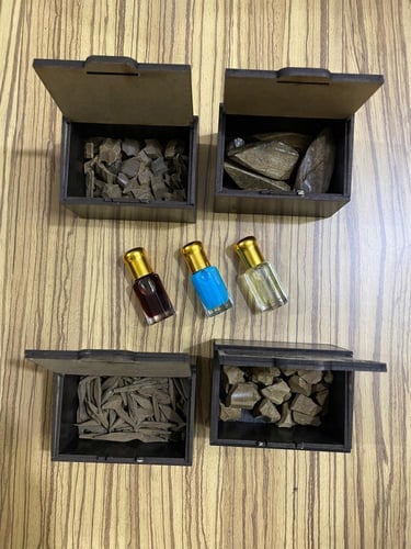 عرض العود والبخور