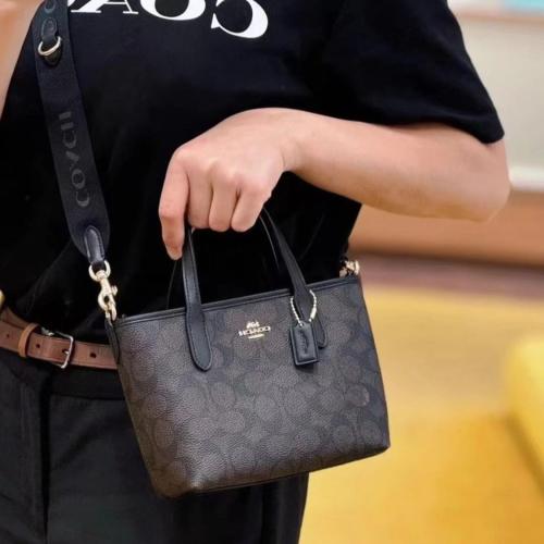 Coach gallery mini