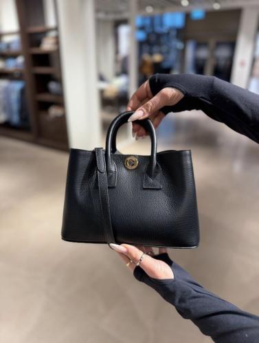 Burberry bermondsey