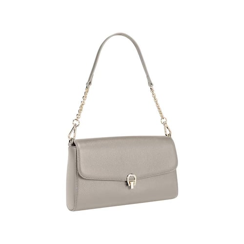 Aigner victoria