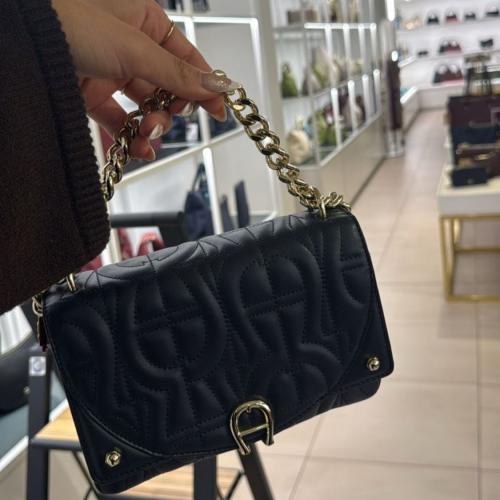 Aigner diadora crossbody