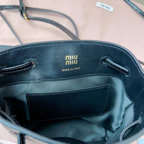 شنطة ميو ميو | Miu Miu