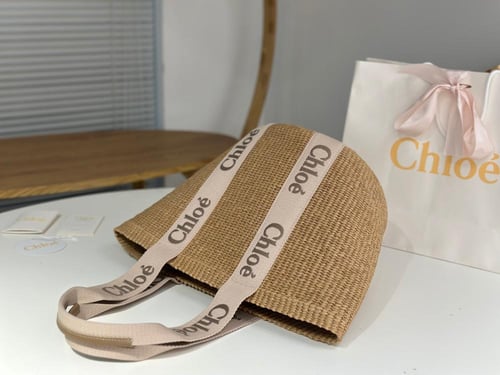 توت باق كلوي | Chloé