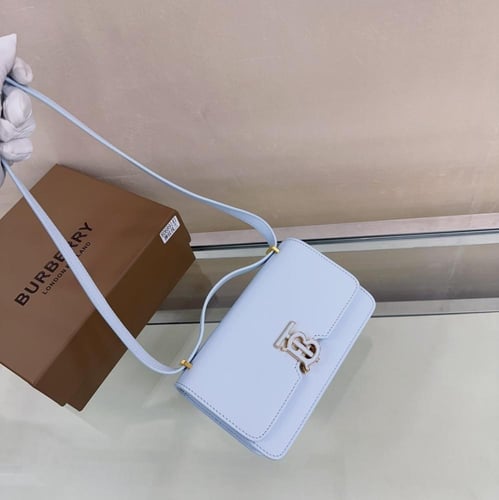 شنطة بربري | BURBERRY