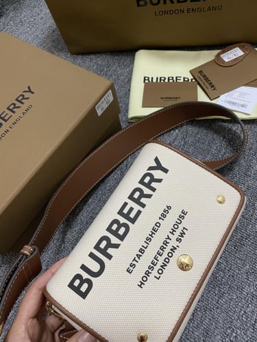 شنطة بربري | BURBERRY