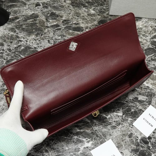 شنطة بوتيغا | Bottega