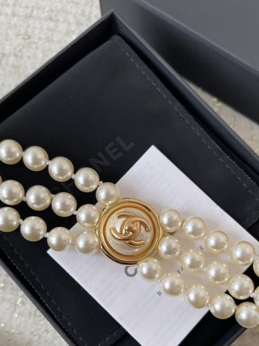 سوارة شانيل | ‏Chanel