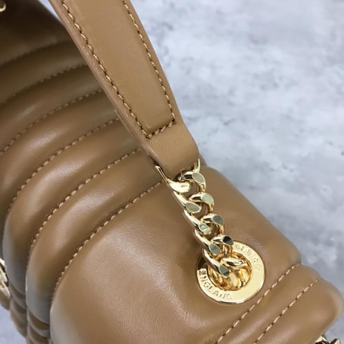 شنطة بربري | BURBERRY