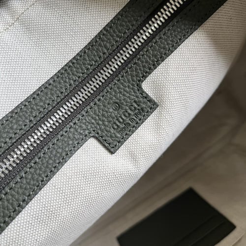 شنطة لابتوب غوتشي | ‏Gucci