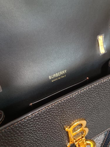 شنطة بربري | BURBERRY