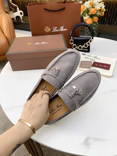 فلات لورو بيانا | Loro Piana