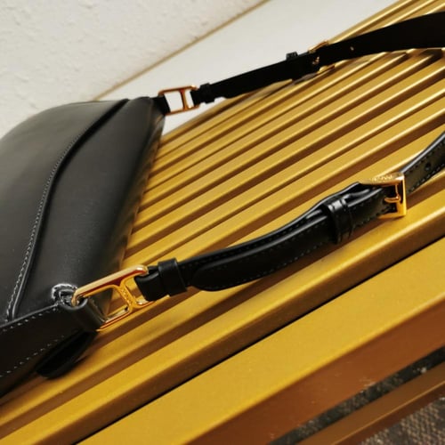 شنطة برادا | Prada