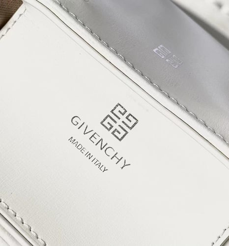 شنطة جيفنشي | Givenchy