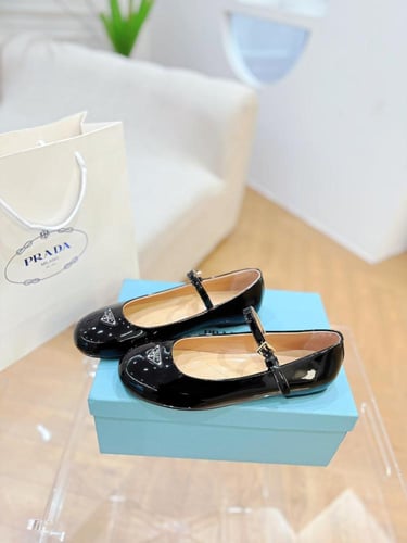 فلات باليرينا برادا | Prada