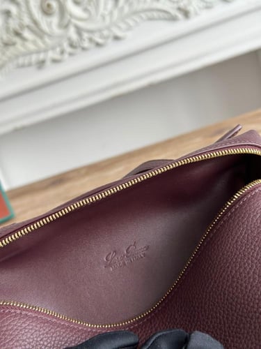 شنطة لورو بيانا | Loro Piana