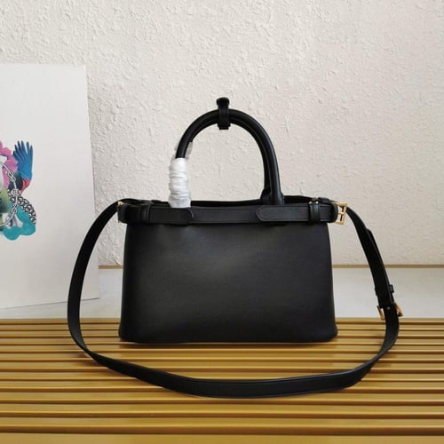 شنطة برادا | Prada