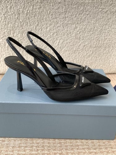 كعب برادا | Prada