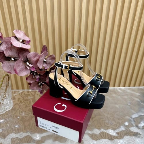 كعب غوتشي | ‏Gucci