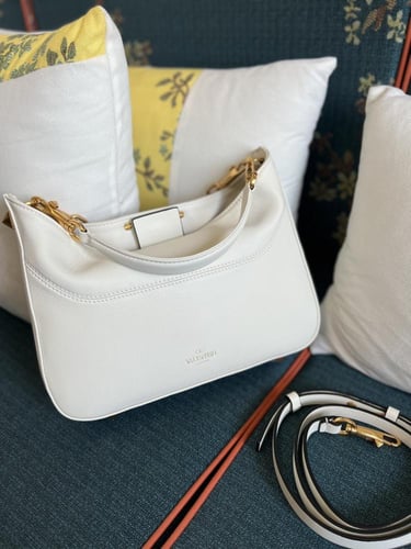 شنطة فالنتينو | Valentino