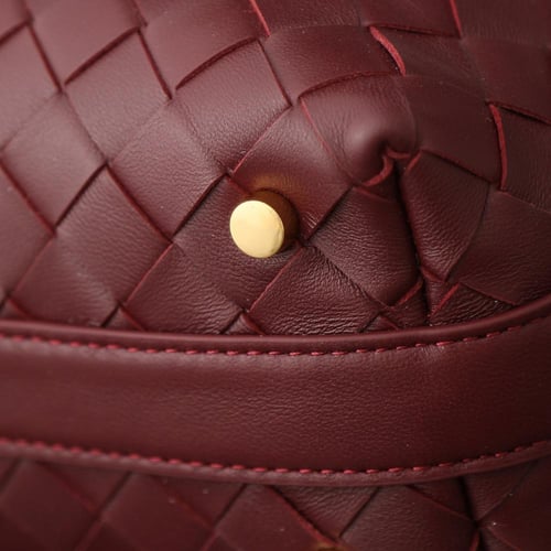 شنطة بوتيغا | Bottega