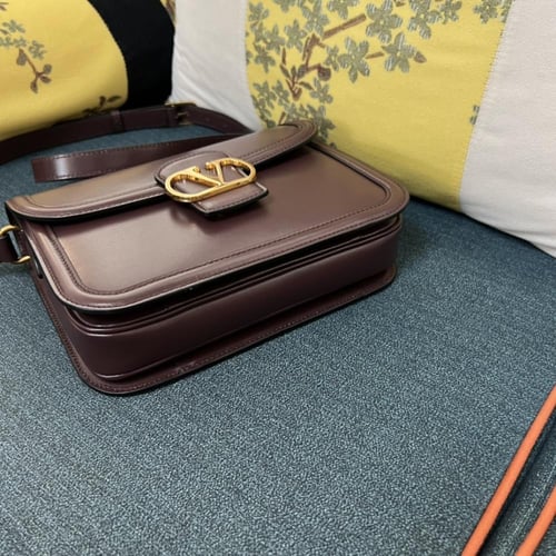 شنطة فالنتينو | Valentino