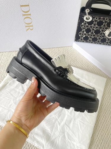 فلات ديور | Dior