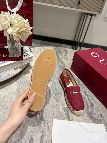 فلات غوتشي | ‏Gucci