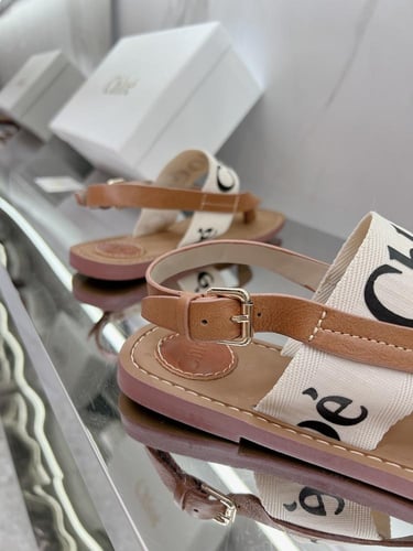 فلات كلوي | Chloé
