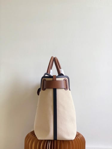 توت باق بربري | BURBERRY