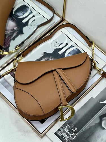 شنطة ديور | Dior
