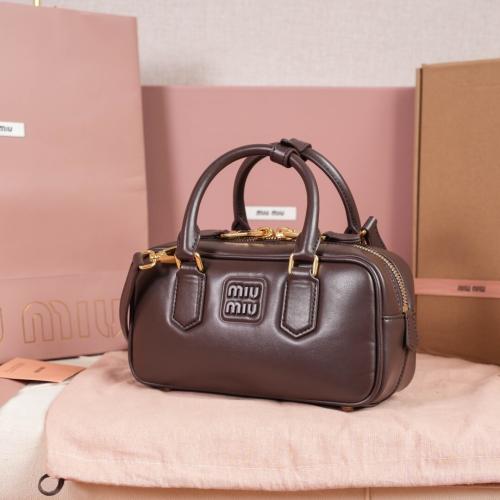 شنطة ميو ميو | Miu Miu