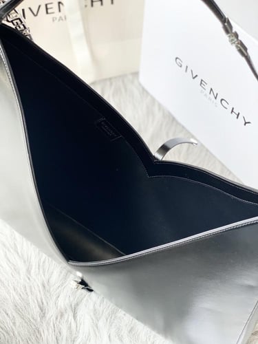 شنطة جيفنشي | Givenchy