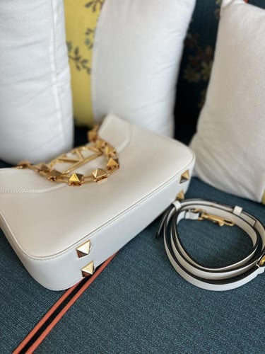 شنطة فالنتينو | Valentino