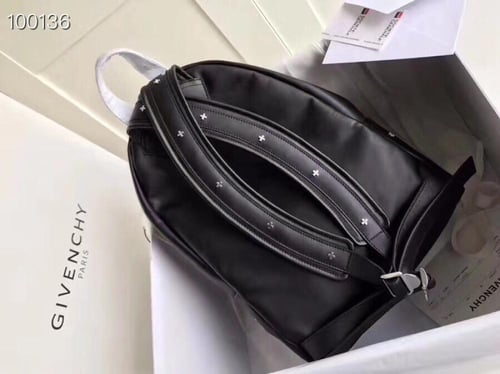 شنطة ظهر جيفنشي | Givenchy