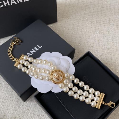 سوارة شانيل | ‏Chanel