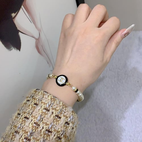 سوارة شانيل | ‏Chanel