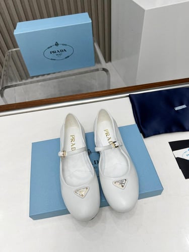 فلات باليرينا برادا | Prada