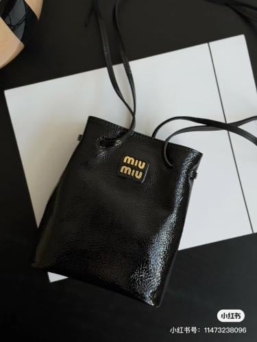 شنطة ميو ميو | Miu Miu