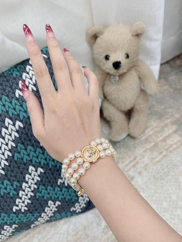 سوارة شانيل | ‏Chanel