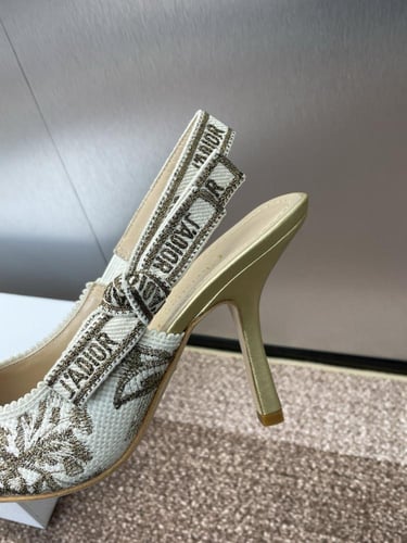 كعب ديور | Dior