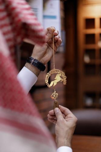تعليقة سيارة مع عودة بالاسم