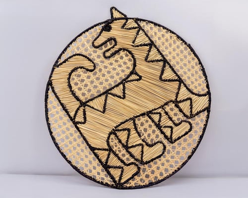 مفرش طاولة الفهد