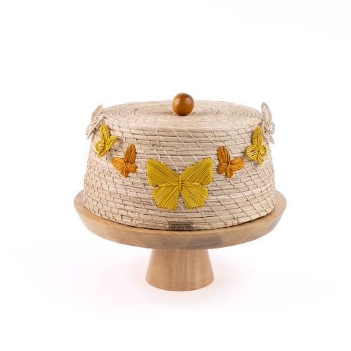 قاعدة كيك الفراشات