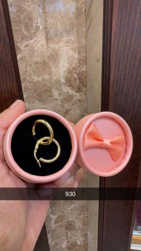 حلق دائري عيار ١٨